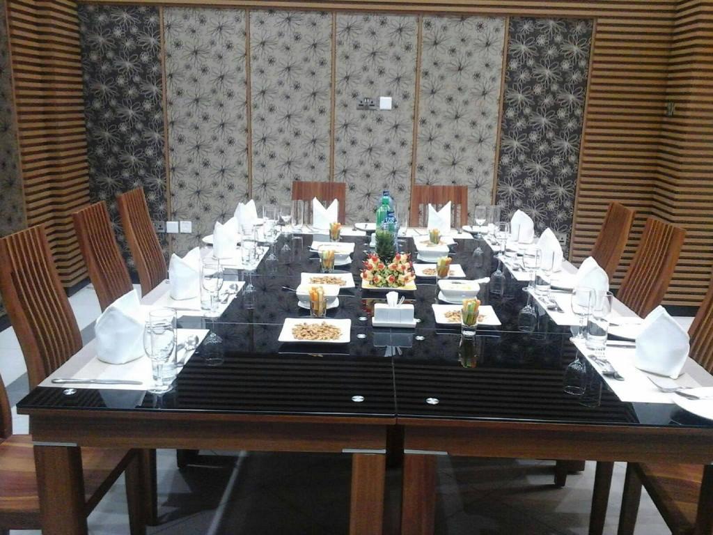 We Hotel And Suites Ναϊρόμπι Εξωτερικό φωτογραφία