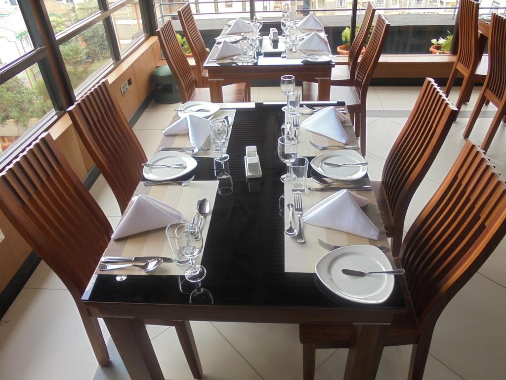 We Hotel And Suites Ναϊρόμπι Εξωτερικό φωτογραφία