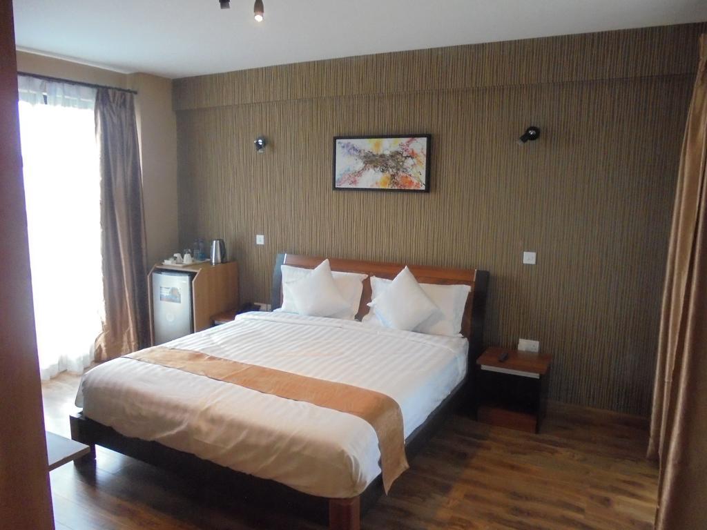 We Hotel And Suites Ναϊρόμπι Εξωτερικό φωτογραφία