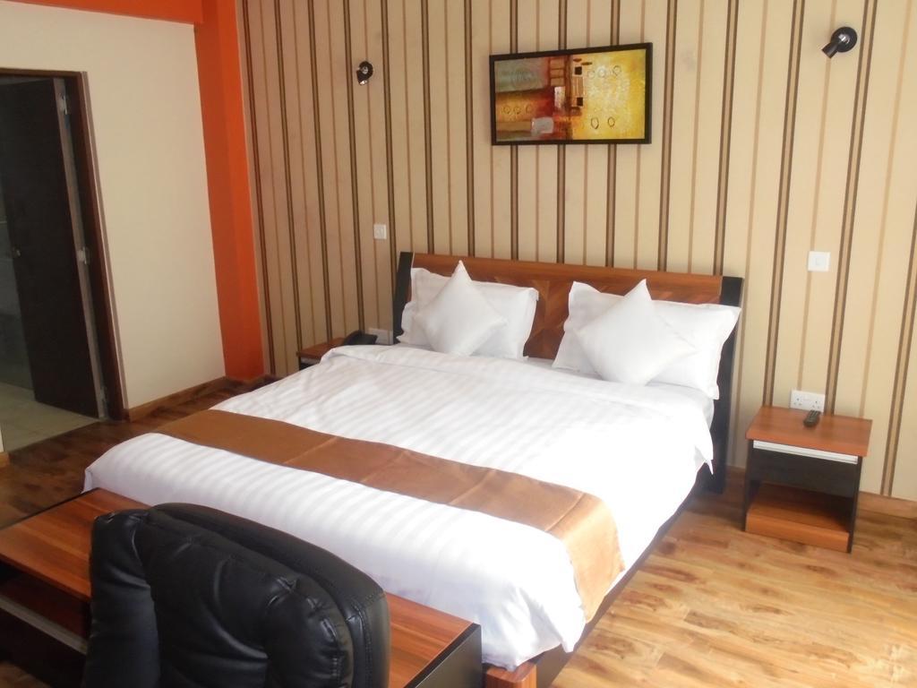 We Hotel And Suites Ναϊρόμπι Εξωτερικό φωτογραφία