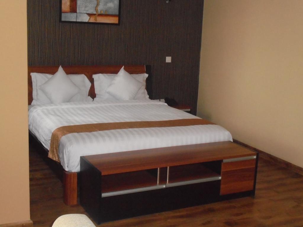 We Hotel And Suites Ναϊρόμπι Εξωτερικό φωτογραφία