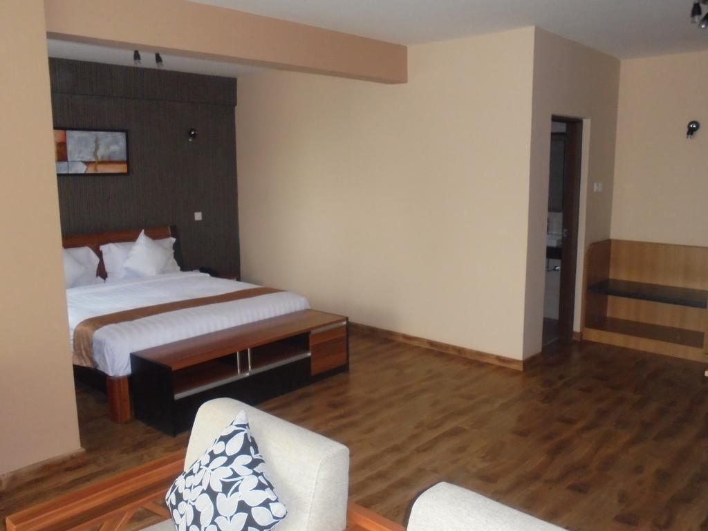 We Hotel And Suites Ναϊρόμπι Εξωτερικό φωτογραφία