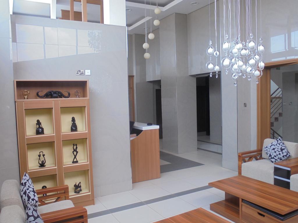 We Hotel And Suites Ναϊρόμπι Εξωτερικό φωτογραφία