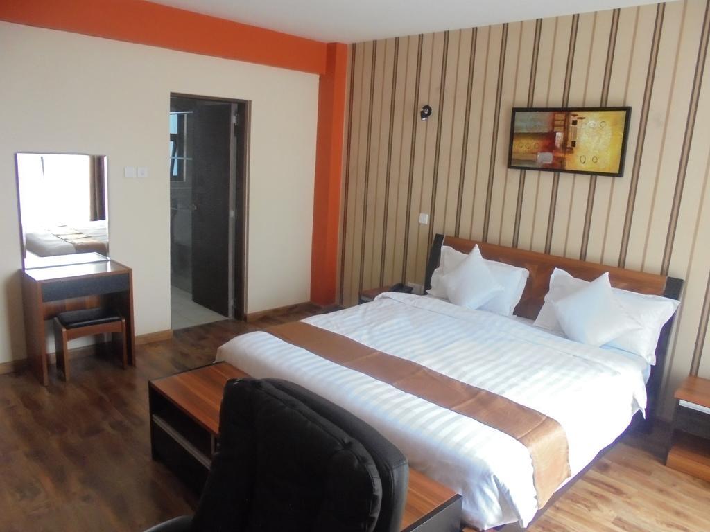 We Hotel And Suites Ναϊρόμπι Εξωτερικό φωτογραφία
