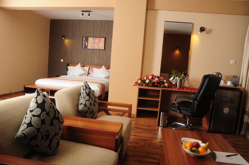We Hotel And Suites Ναϊρόμπι Εξωτερικό φωτογραφία